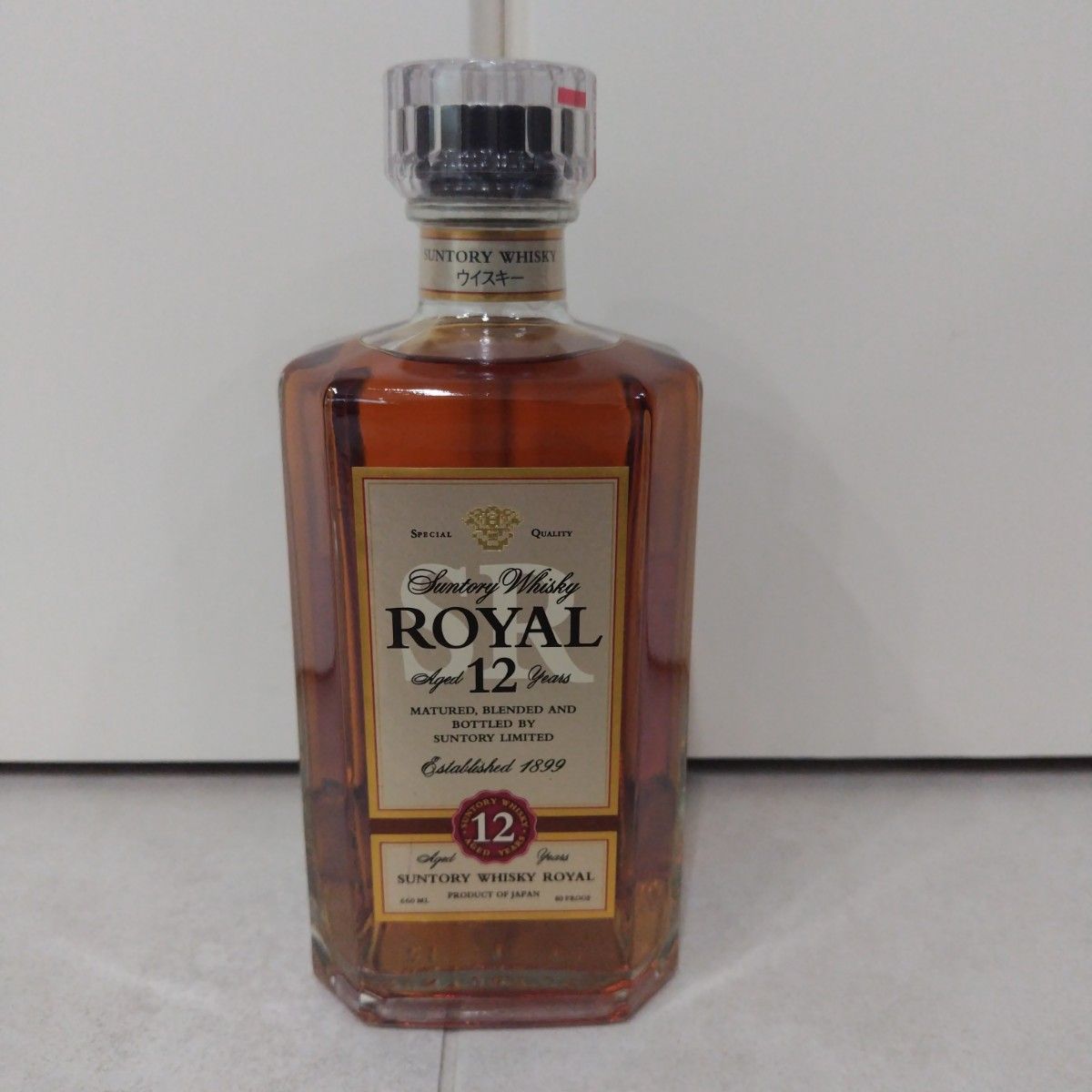 サントリーローヤル12年 スリムボトル 銀ラベル 660ml 40 サントリーローヤル12年 スリムボトル 銀ラベル 660ml 40
