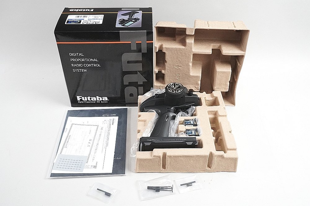 Futaba フタバ T4PM PLUS 2.4GHz 送信機 / R334SBS-E レシーバー W