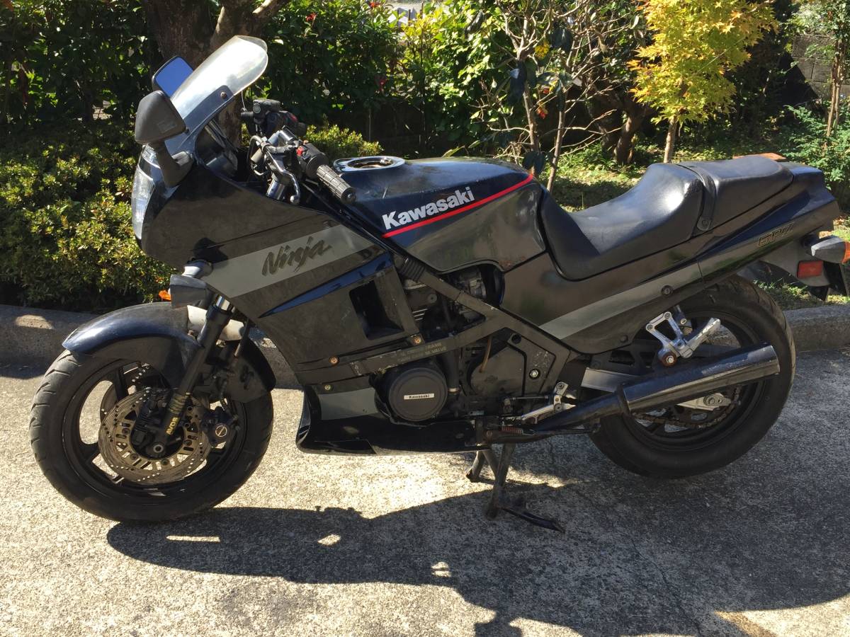 Yahoo!オークション - gpz 400 r 書類無 7500キロ車両 不動 欠品多...