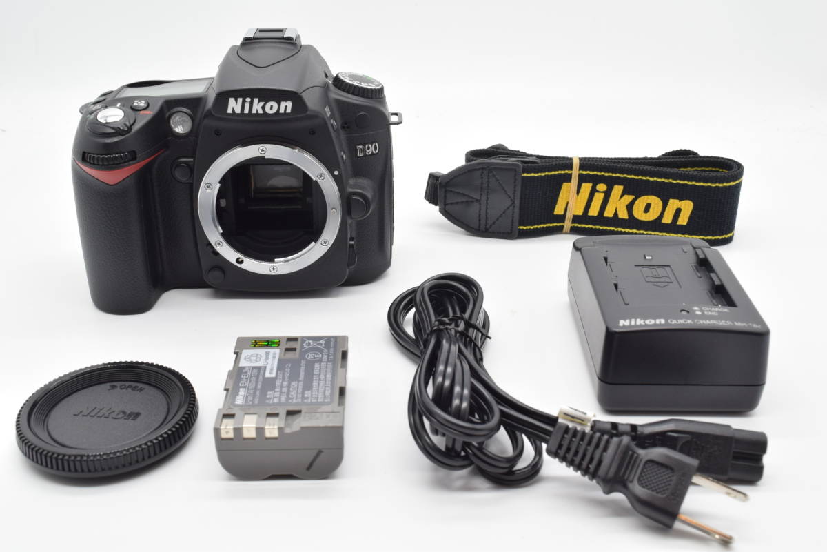 サイズ交換ＯＫ】 ☆美品☆ショット数2,273回☆Nikon デジタル一眼レフ