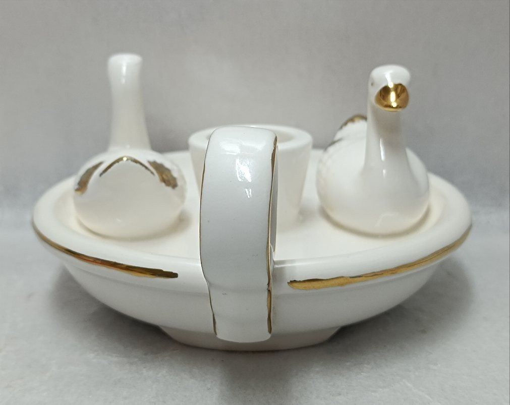 * Vintage melody - candle ceramics made swan . pcs * candle holder 