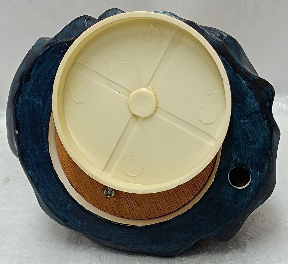 ・ヴィンテージ　Sankyo 陶器製　貴婦人　回転オルゴール：ラブストリー_画像9