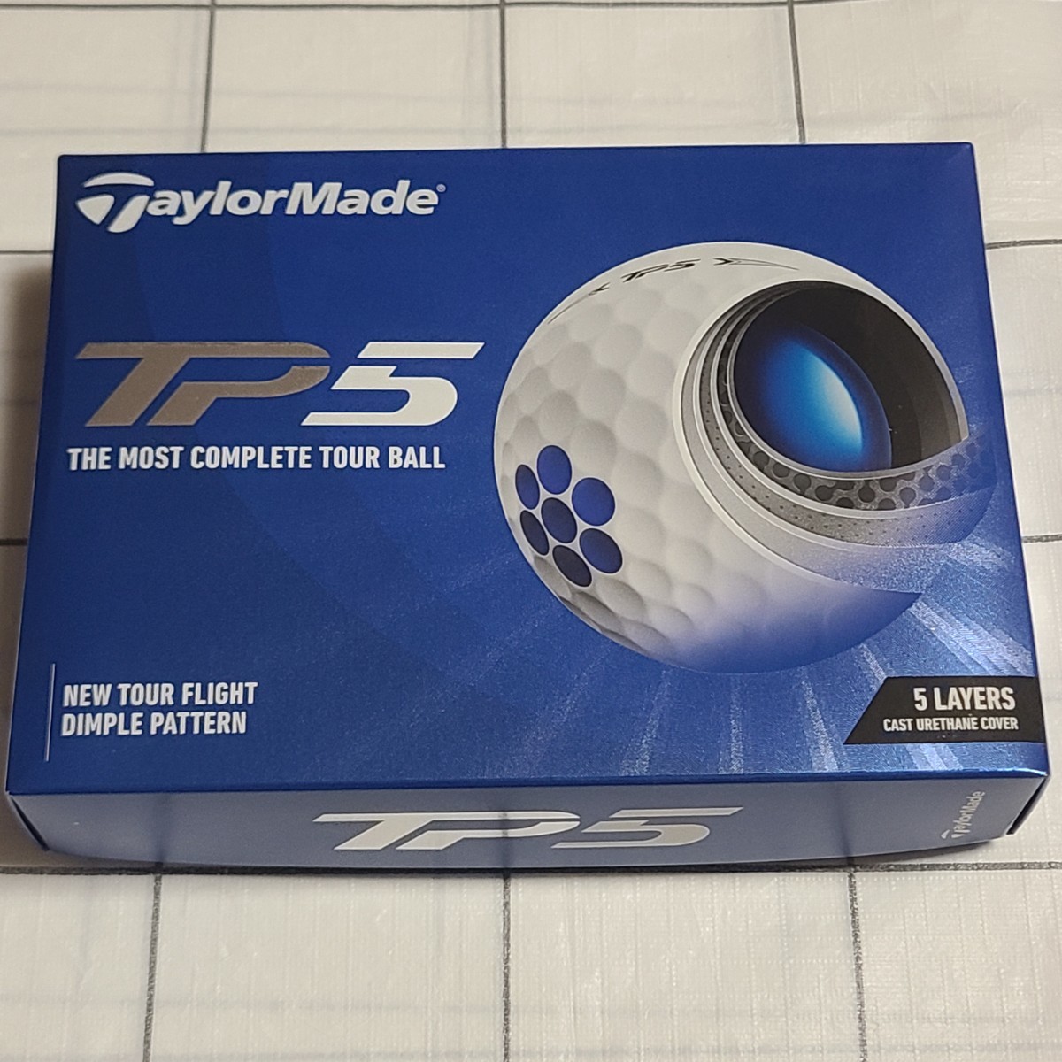 TaylorMade テーラーメイド TP5 ホワイト ゴルフボール 1ダース