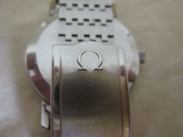 稀少 OMEGA AUTOMATIC GENEVE オメガ ジュネーブ 自動巻 1960年代 アンティーク 本物保証 メンズ腕時計 稼働品_画像8