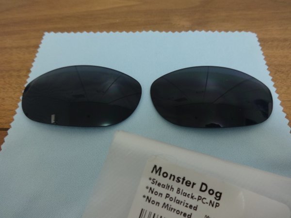 アウトレット品！★ Monster Dog モンスタードッグ用 カスタムレンズ (偏光レンズではございません)Stealth Black Color オークリー_偏光レンズではございません。