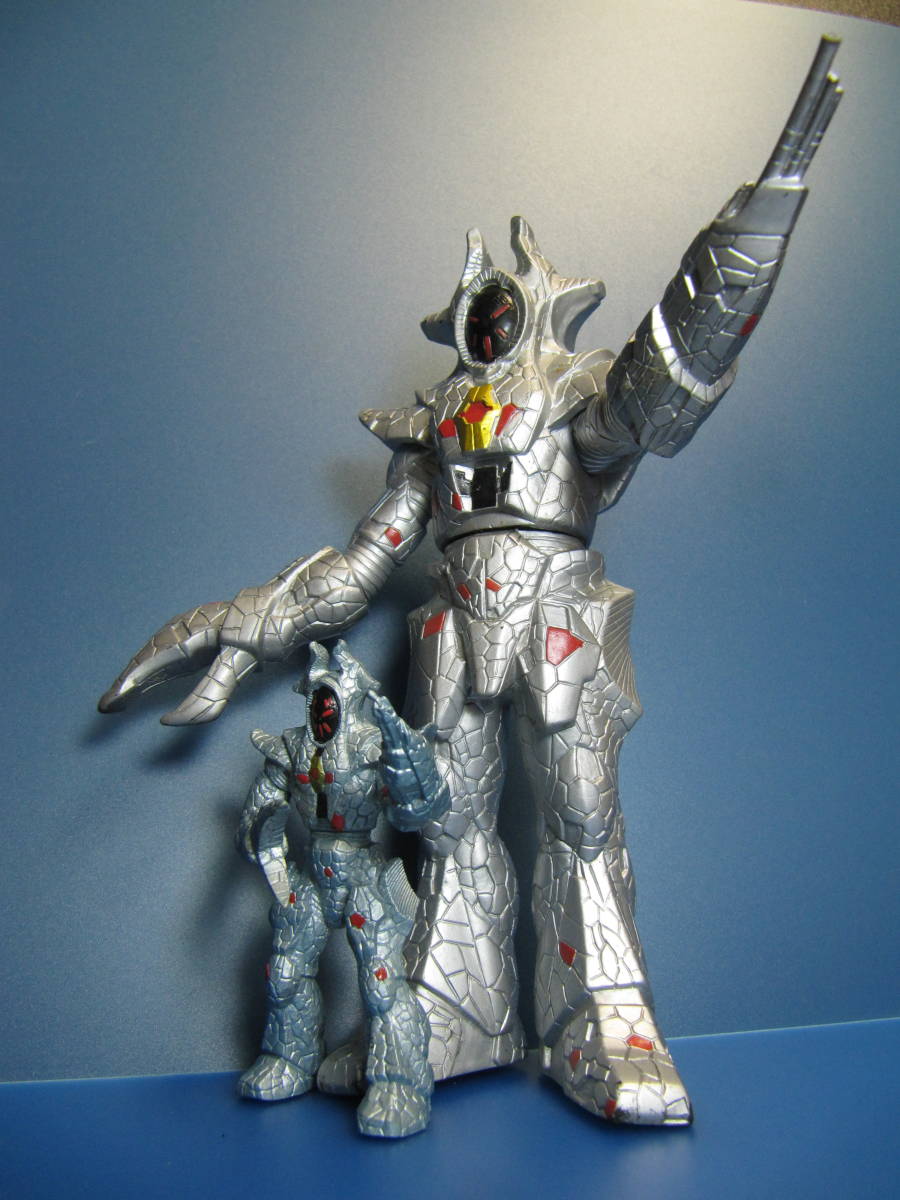 tesfeisa- sofvi * gachapon HG * Ultraman монстр ( Bandai )