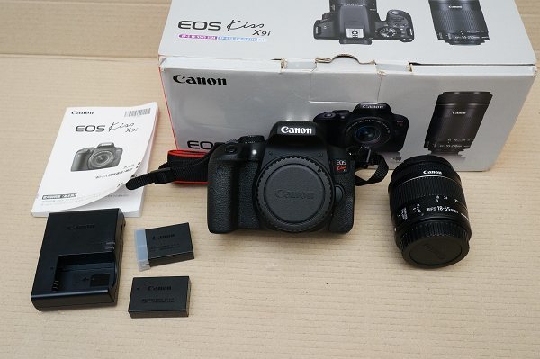 割引購入 CANON EOS KISS X9i レンズキット 極上美品 キヤノン