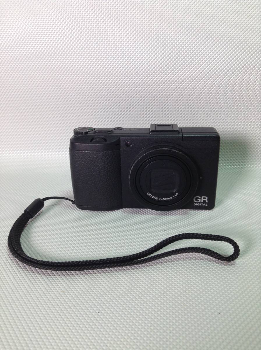 〓コンパクトデジタルカメラ〓リコー RICOH GR DIGITAL-