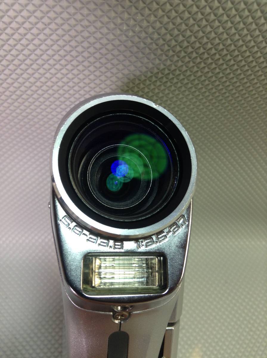 U696○SANYO 三洋電機 Xacti ザクティー デジタルムービーカメラ ビデオカメラ DMX-C40型 フォーマット済_画像2
