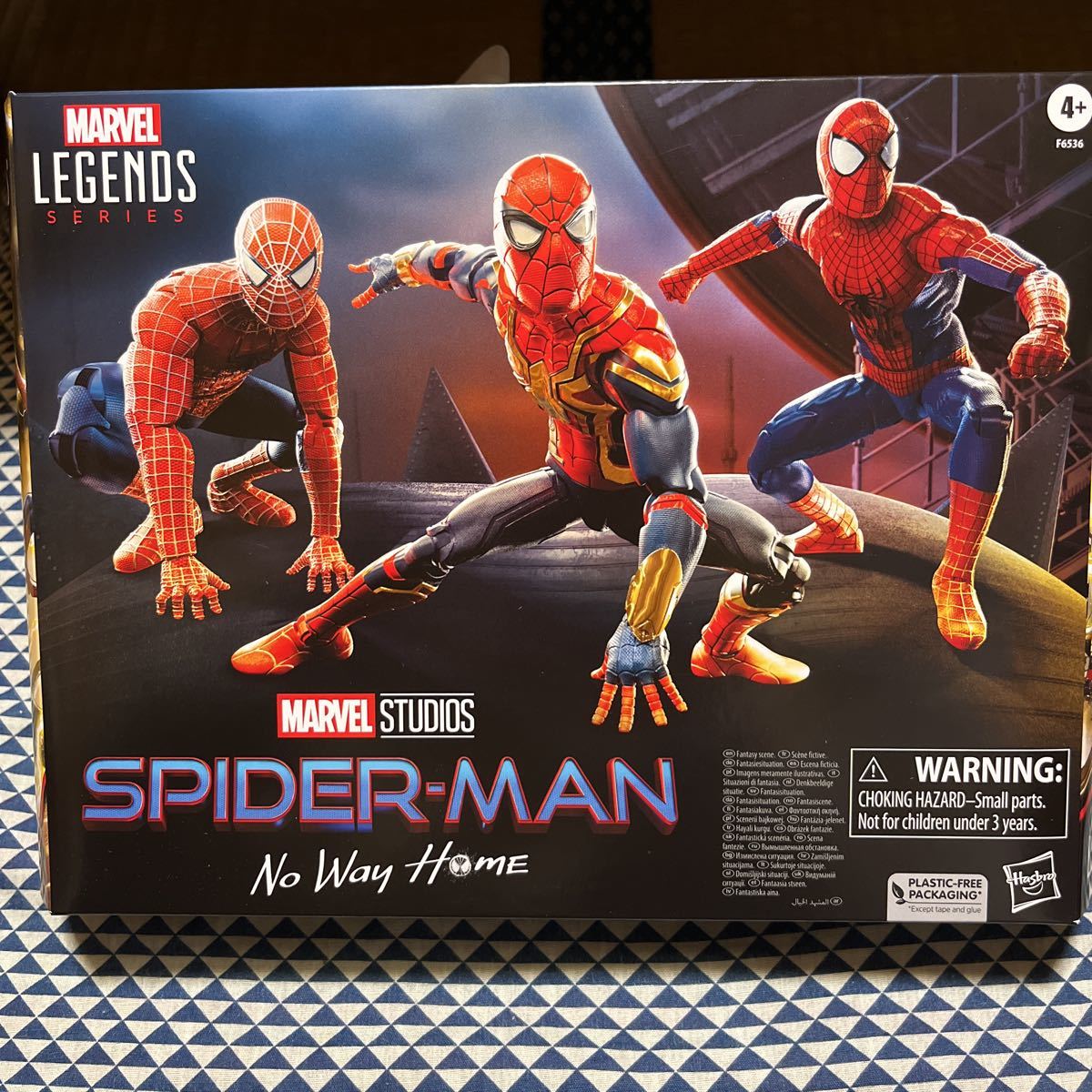 新品未開封　トイサピエンス限定　マーベルレジェンド　スパイダーマン　3パックスパイダーマン_画像1