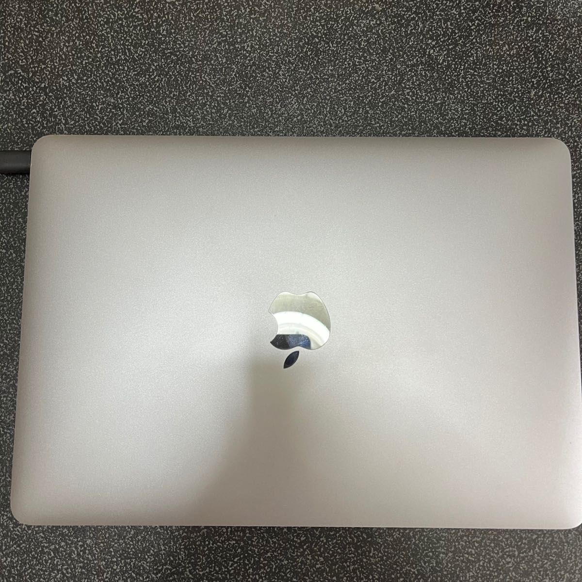 MacBook 2017 スペースグレイ 充電215 12インチ|PayPayフリマ