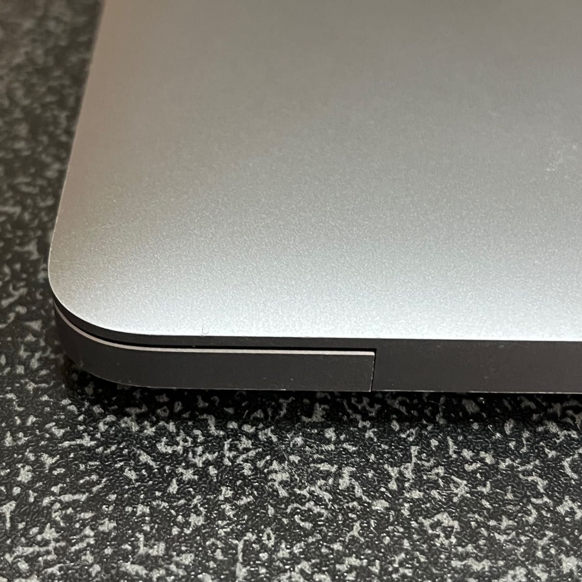 MacBook 2017 スペースグレイ 充電215 12インチ|PayPayフリマ