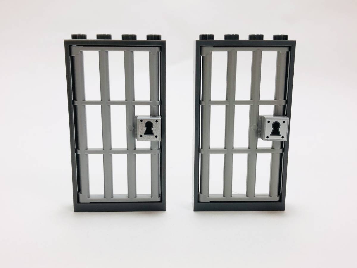 【新品未使用】レゴ　LEGO　ドア　牢屋　鍵　カギ　1x4x6 2個_画像1