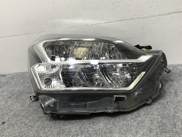 ミライース/ピクシスエポック/G/X/プレオプラス/L/G LA350S/A/F/LA360S/A/F 純正 右 ヘッドライト LED レベ KOITO 100-69042(132040)_画像3