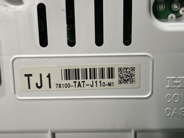 フィット DAA-GP5 スピードメーター YR586P 78100-TAT-J110-M1 78100-TAT-J11_画像3