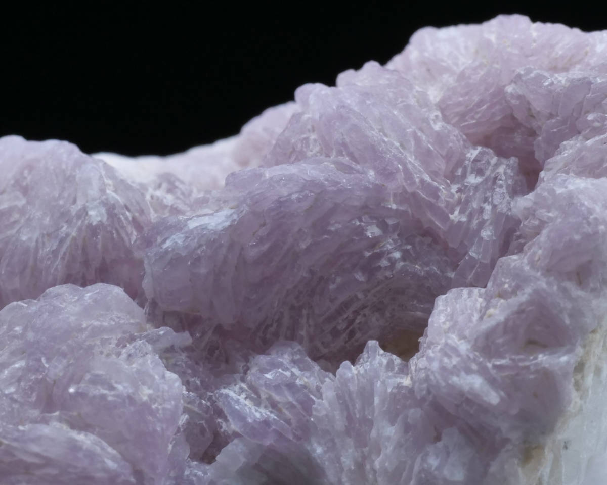 【鉱物 標本 リチア雲母 結晶 原石】アフガニスタン レピドライトの画像1