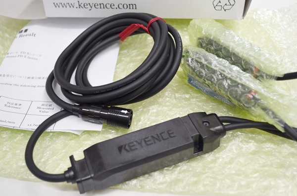 未使用 KEYENCE キーエンス FD-XS8 センサヘッド 税込 送料無料 未使用 KEYENCE キーエンス FD-XS8 センサヘッド 税込 送料無料