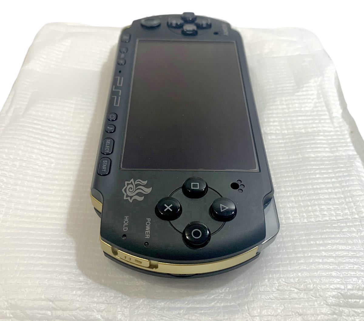 デッドストック ほぼ未使用 PSP 本体 モンハン 3rd ハンターズ デッドストック ほぼ未使用 PSP 本体 モンハン 3rd ハンターズ