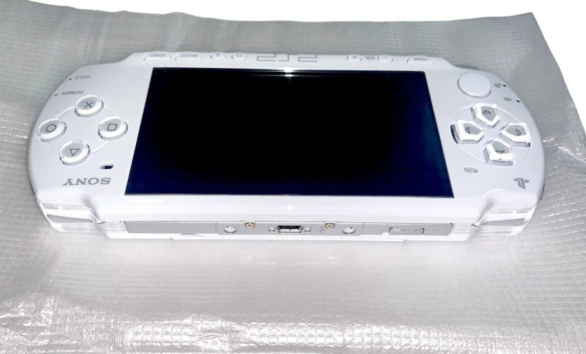デッドストック　ほぼ未使用　PSP 2000 本体 セラミックホワイト_画像6