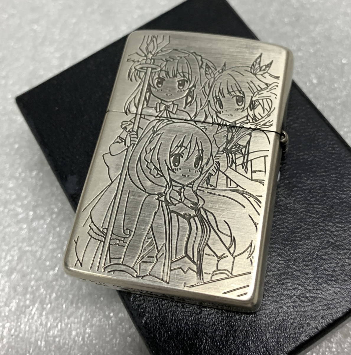 ◇ 魔法少女まどかマギカ外伝 マギアレコード Zippo 刻印：E/20 【着火確認済み】 【キズ汚れ多め】 佐川急便発送 / 中古(S231013_2)_画像3