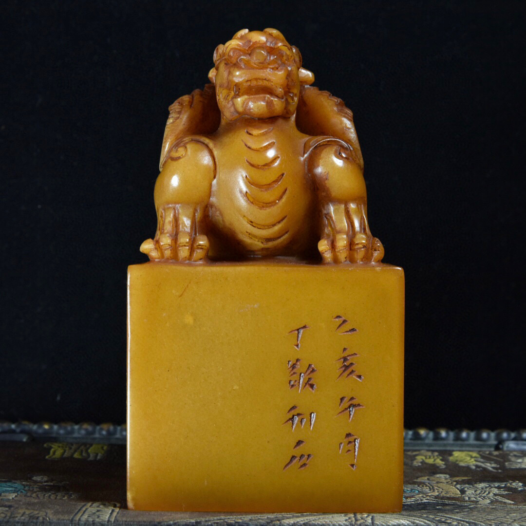 古寶奇蔵・寿山石・田黄石・細密彫・神獣印章・箱付】希少珍品・置物