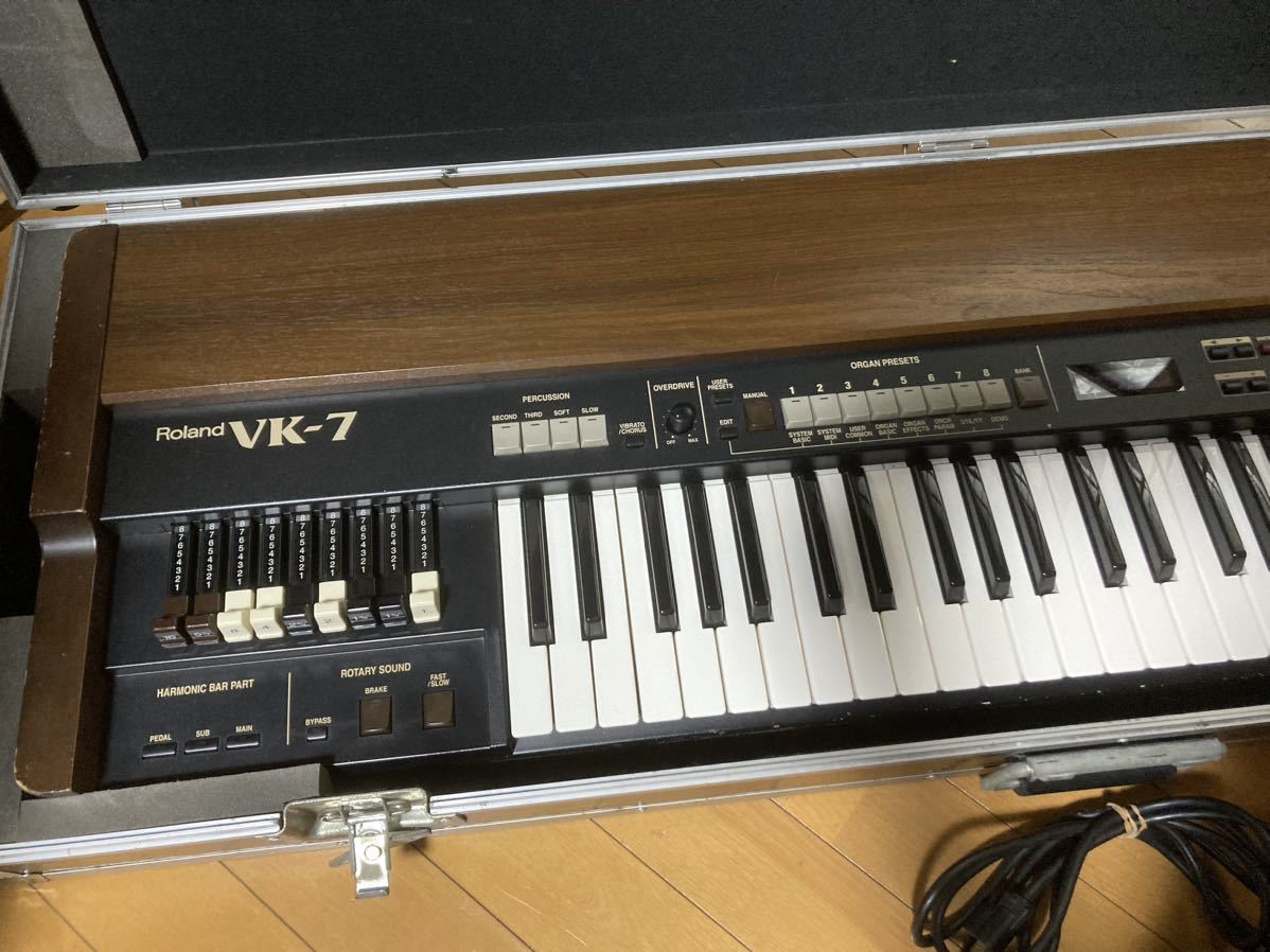 ハードケース付! Roland VK-7 61鍵 電子オルガン コンボオルガン ローランド トーンホイール_画像4