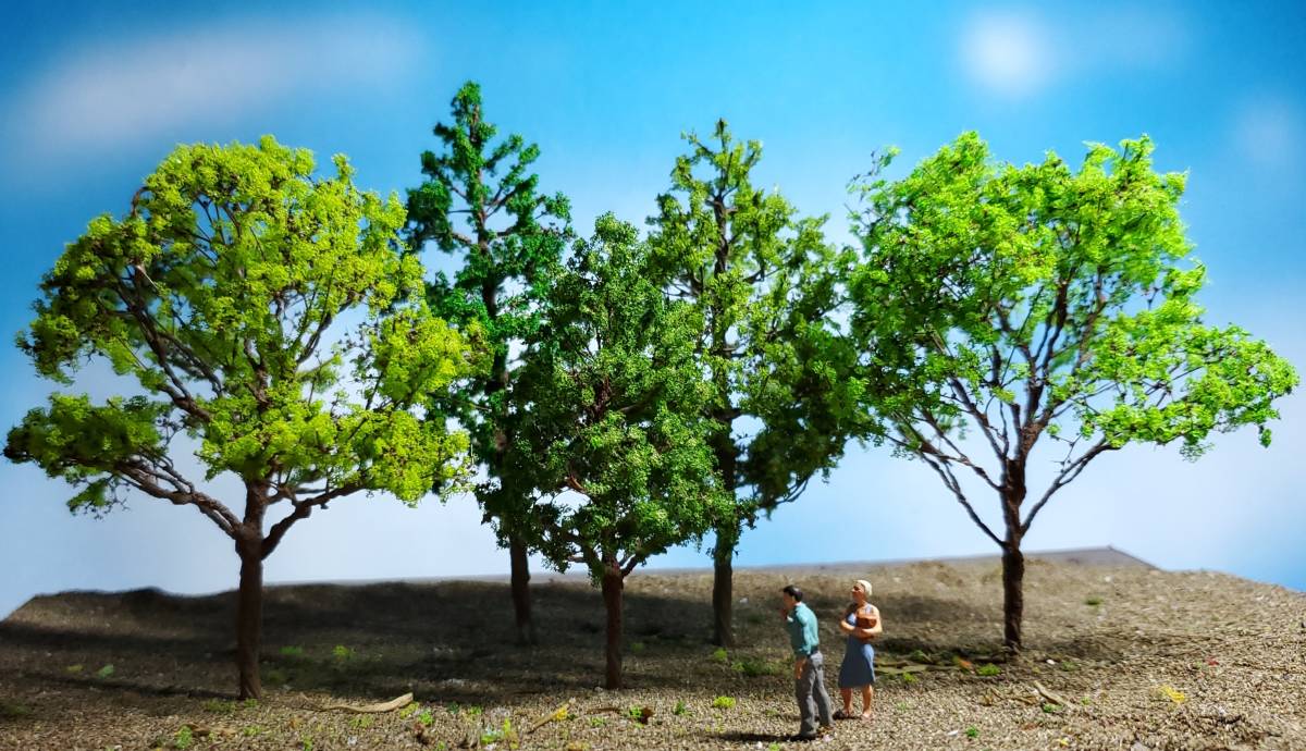 〓鉄道模型 ジオラマ用樹木〓新緑の樹木 5本セット 75〜110mm HOゲージ〓ジオラマハウス製〓_画像1