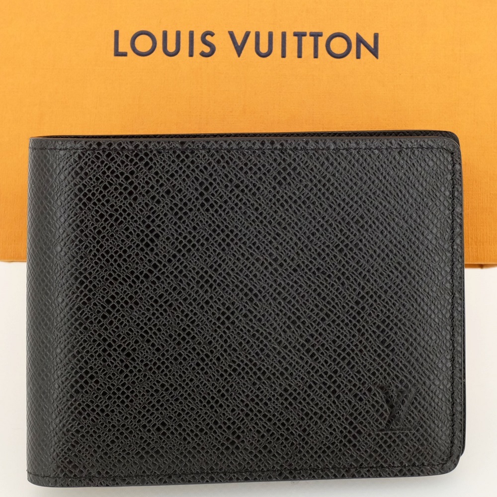 【未使用・展示品】LOUIS VUITTON ルイヴィトン ポルトフォイユ・ミュルティプル 二つ折財布 タイガレザー ノワール（黒） M30531