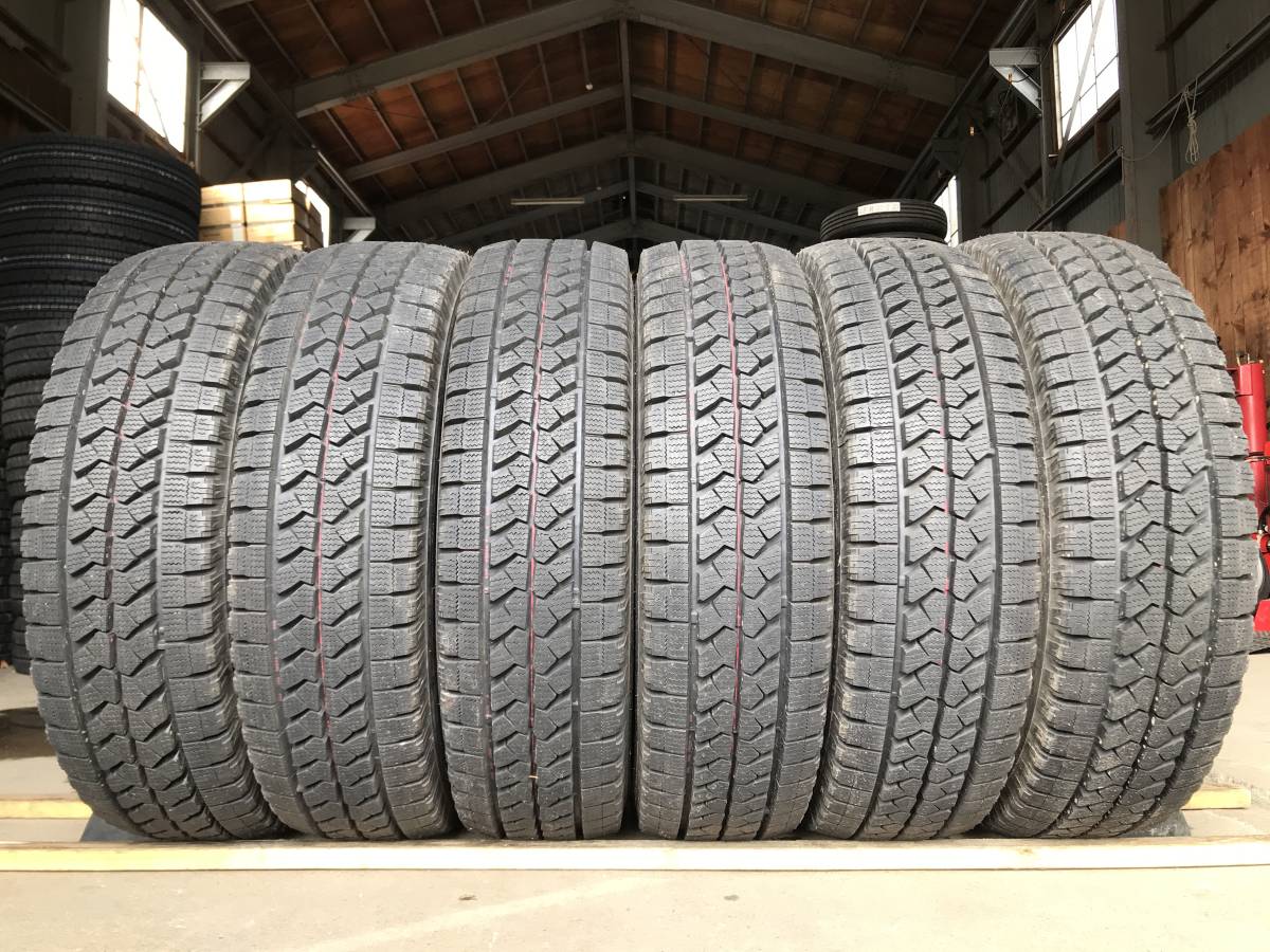 LN007)215/70R17.5 118/116LT ブリヂストン W979 215-70-17.5 9.9分山