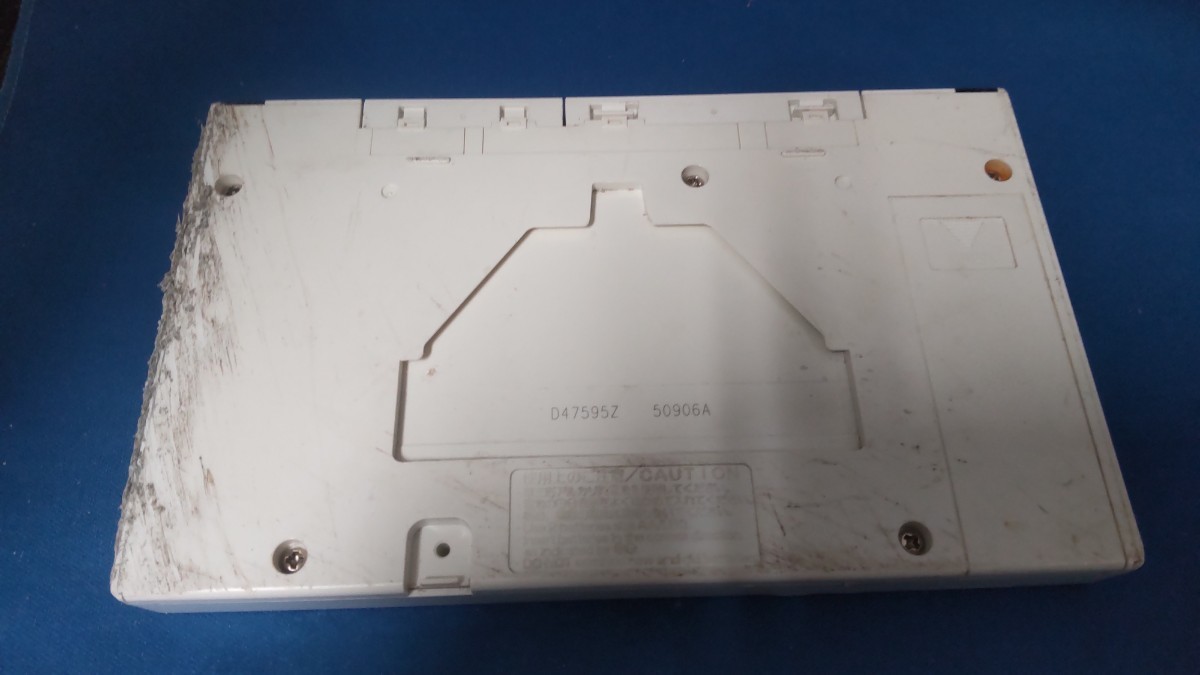 C768 TOTO 型番品番不明 Washlet ウォシュレット トイレリモコン 乾電池を入れて通電&赤外線反応確認OK 現状品 JUNK 送料無料_画像3