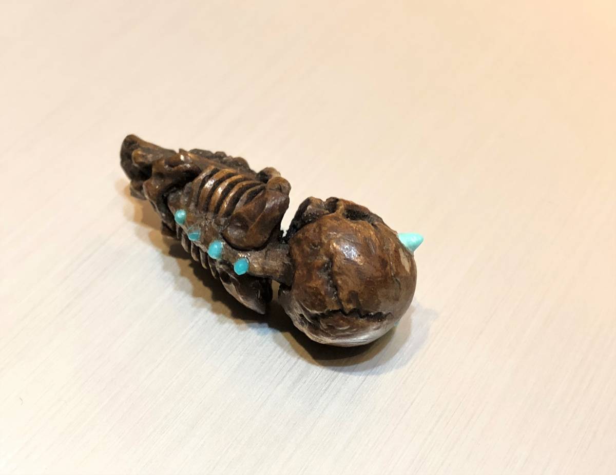 *..CARVEX* delicate sculpture expert arm guard kote san work deer. angle turquoise turquoise baby Skull netsuke handmade pendant strap .. free shipping 