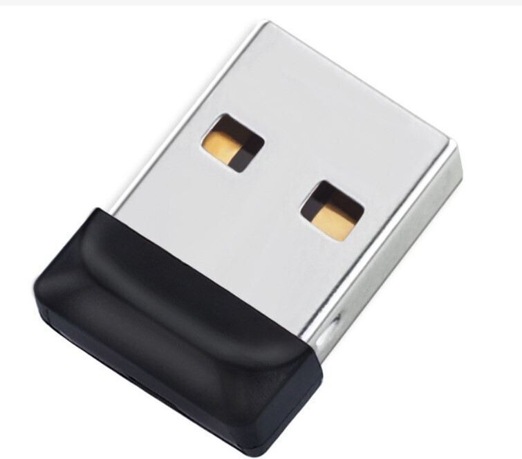 ★新品未使用品★超小型 USBメモリ 128GB USB2.0対応 薄型タイプ ブラック BK★_新品未使用品です(^ー^)