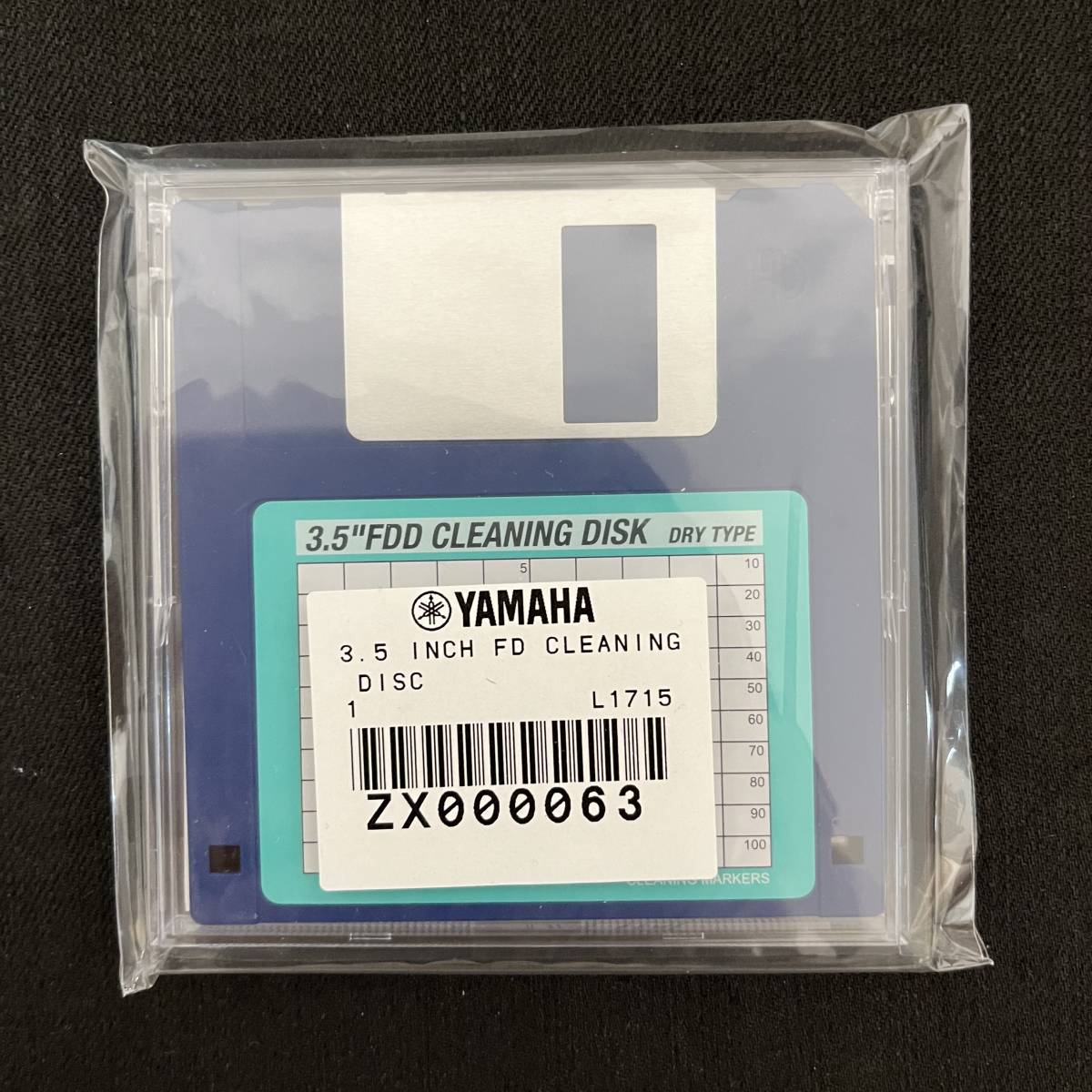 K110　【未使用】 乾式 フロッピー ディスク クリーナー 3.5 インチ / FDD CLEANING DISK YAMAHA クリーニングディスク　PC-98_画像1