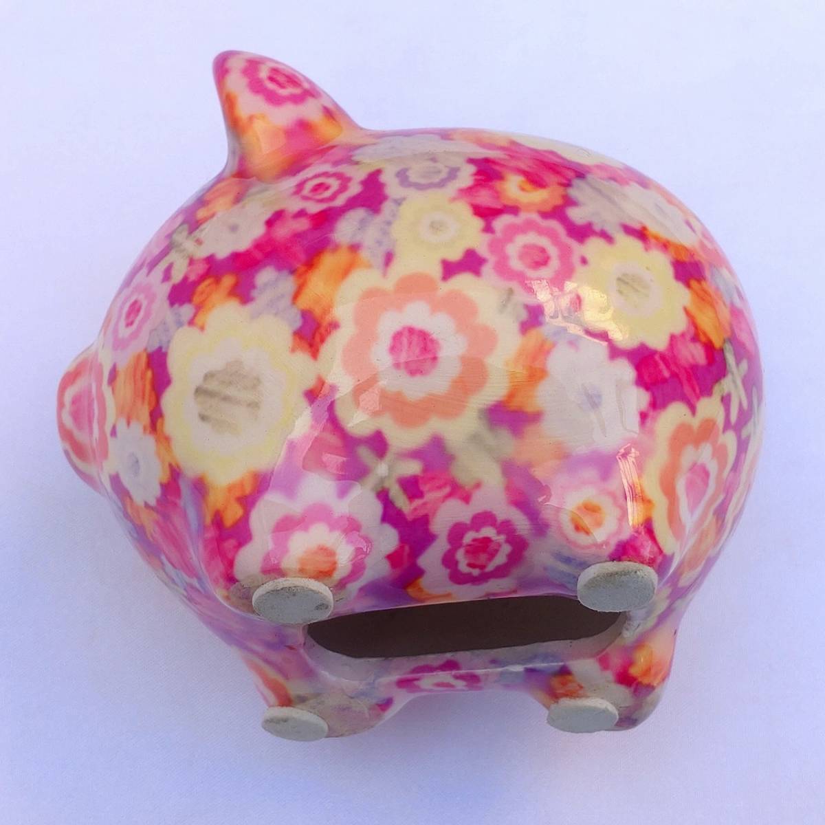 貯金箱 ピンク ピッグ 陶器 ブタの貯金箱 ぶた 豚 置物 花の絵柄 置物 幅約8.5cm 奥行約6.8cm 高さ約7cm 【3957】_画像8