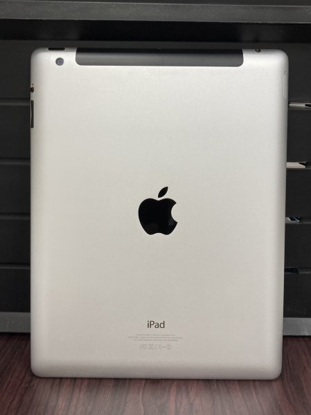 ☆1円スタート【大黒屋】iPad 第4世代 Retina WiFi+Cellular au〇 32GB MD526J/A A1460 ホワイト 中古品 初期化済み_画像2