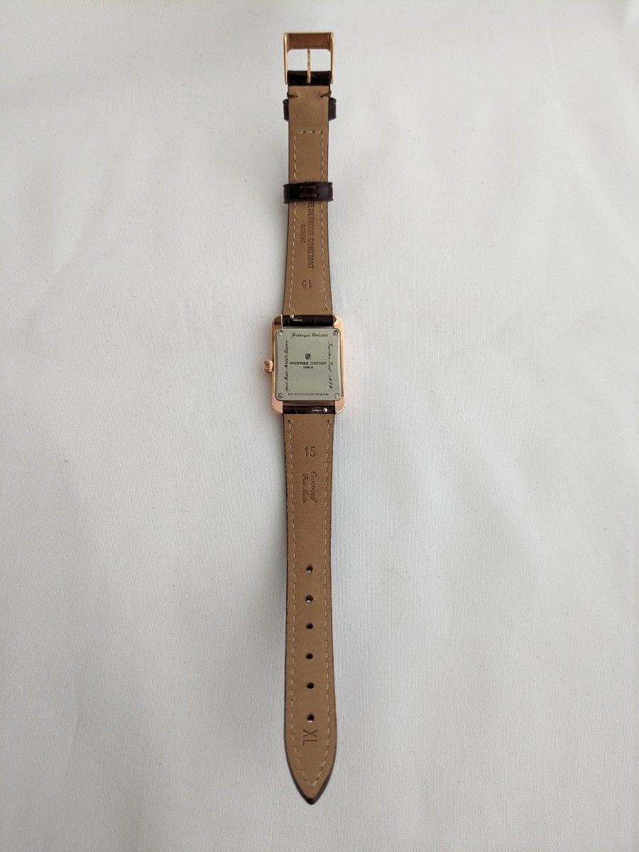 日本限定モデル 箱付き FREDERIQUECONSTANT カレ シェル文字盤 クォーツ 腕時計