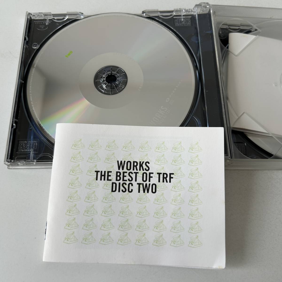スリーブケース仕様☆☆☆TRF ベストアルバム / 2枚組 / WORKS THE BEST OF TRF☆☆☆_画像4