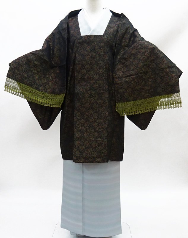 【日本橋つつ井】=正絹 　道行きコート　変わり織の生地使用　身巾広め　着物の裄が1尺7寸5分までの方用　共布のショール付き　中古美品
