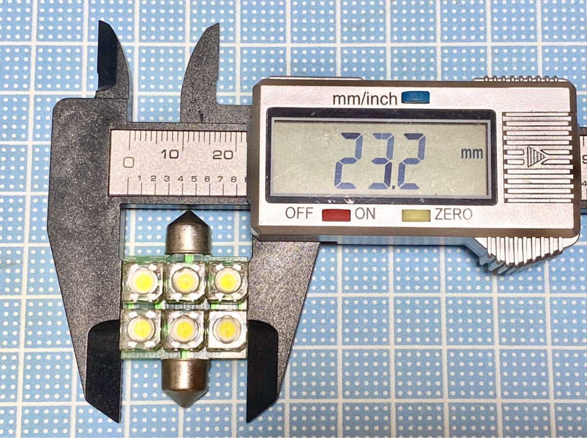 LEDルームランプ　白色　37㎜　６灯　３個　未使用　　