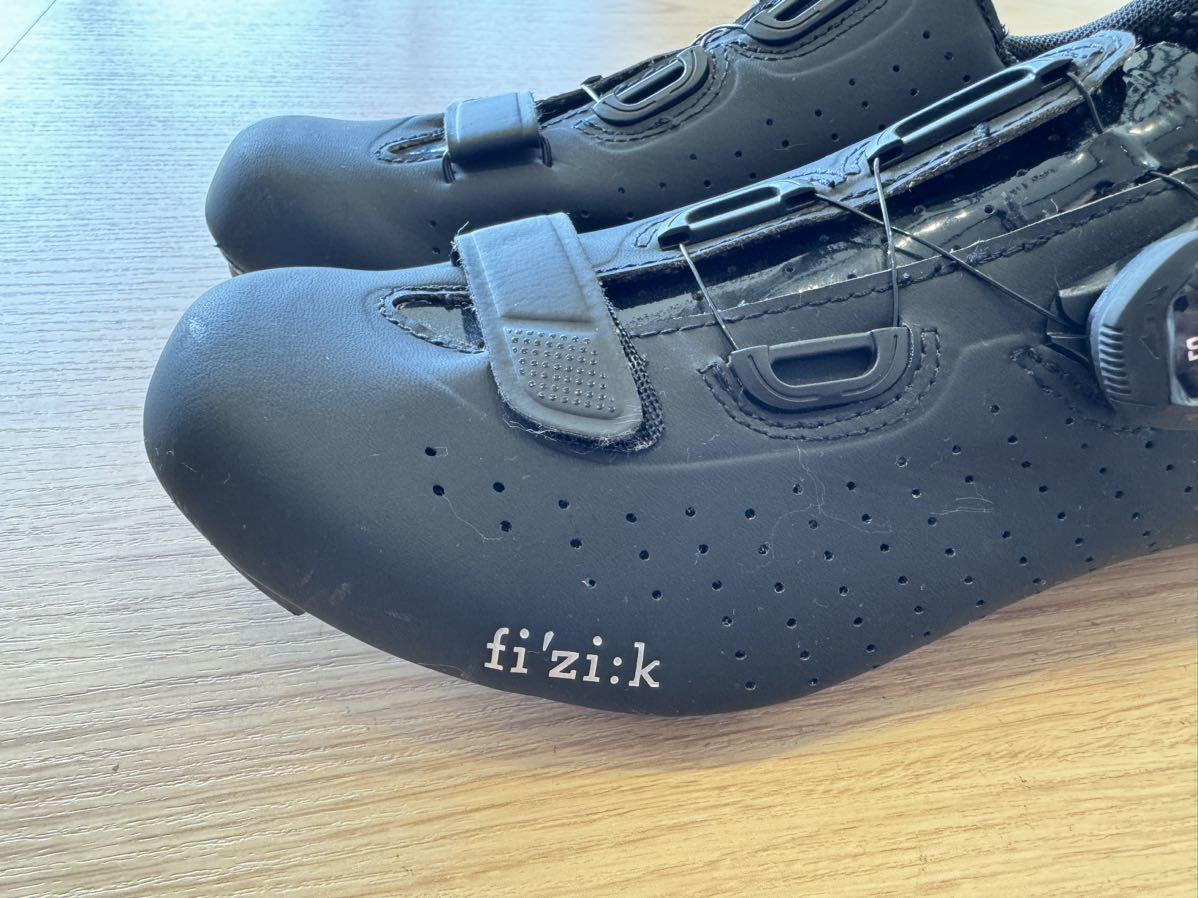 ■ほぼ未使用■Fizik フィジーク TEMPO テンポ R5 25.7cm 40サイズ サイクルシューズ ロードバイク パーツ アクセサリー P0110の画像3