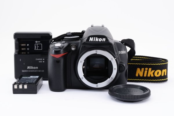 ★撮影枚数4,382枚・美品★ Nikon ニコン D3000 ボディ #12960MTT