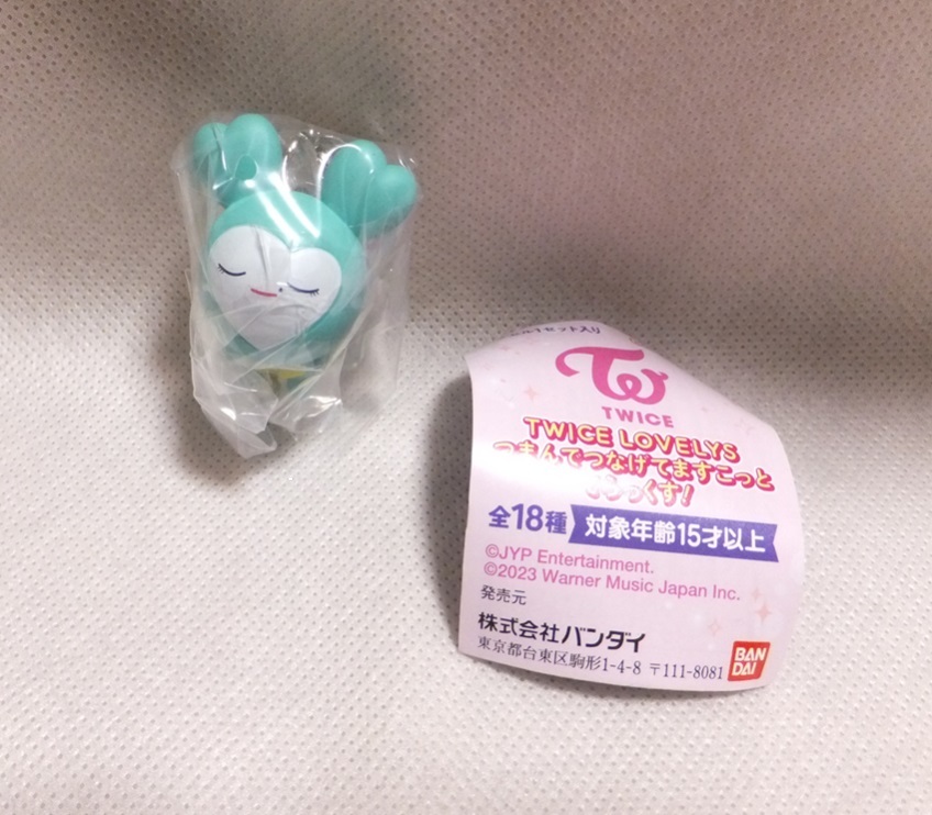 TWICE LOVELYS つまんでつなげてますこっと でらっくす! カニカン