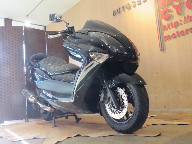 □ヤマハ マジェスティ 250 JBK-SG20J ブラック 走行距離 25060km 250cc 社外マフラー 実動! ビッグスクーター バイク 札幌発 ★の画像4