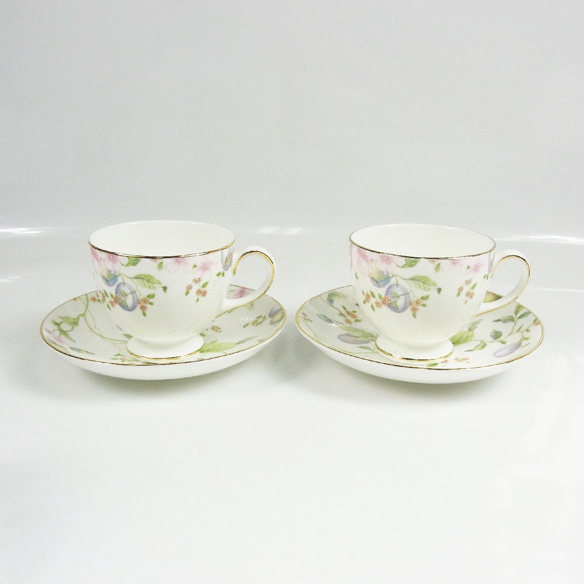 未使用 ウェッジウッド スィートプラム カップ＆ソーサー 2客セット WEDGWOOD 中古 ♪_画像2