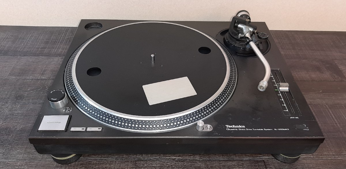 10S01■Technics　ターンテーブル　SL-1200MK3■_画像1