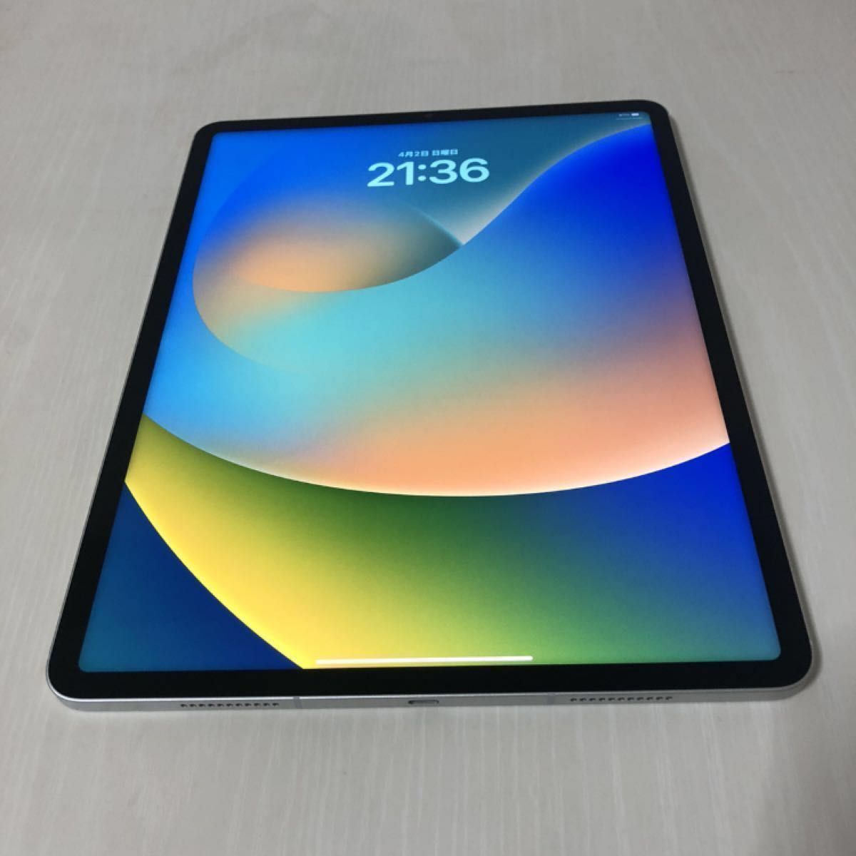 iPad Pro 12 9インチ 第5世代 / Wi-Fi+Cellular(セルラー) / SIMフリー