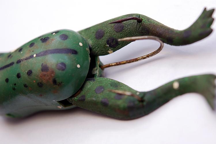 VINTAGE LURE HALIK MOOSE LAKE MINN,FROG (B156-J2P )USA VINTAGE LURE HALIK MOOSE LAKE MINN,FROG (B156-J2P )USA