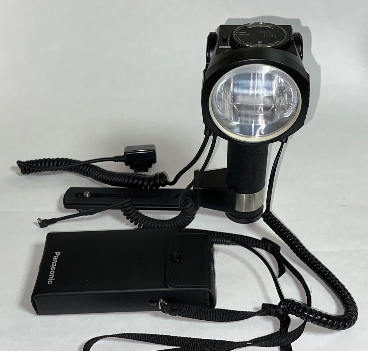 新品同様】PanasonicパナソニックプロフェッショナルストロボPE 新品同様】PanasonicパナソニックプロフェッショナルストロボPE