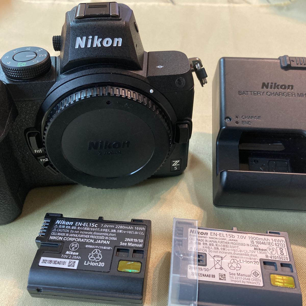 格安販売の Nikon ニコン ミラーレス一眼カメラ Z5 ボディ ブラック