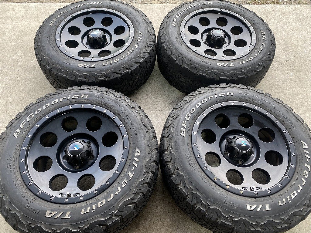 BF グッドリッチ 225/70R16 ☆ ソリッドレーシング アイメタルX 8J +35
